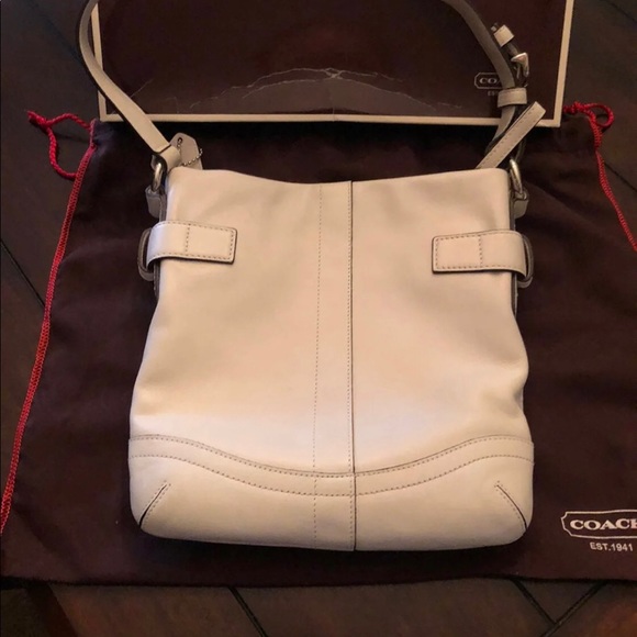 Coach - Picture 3 of 6